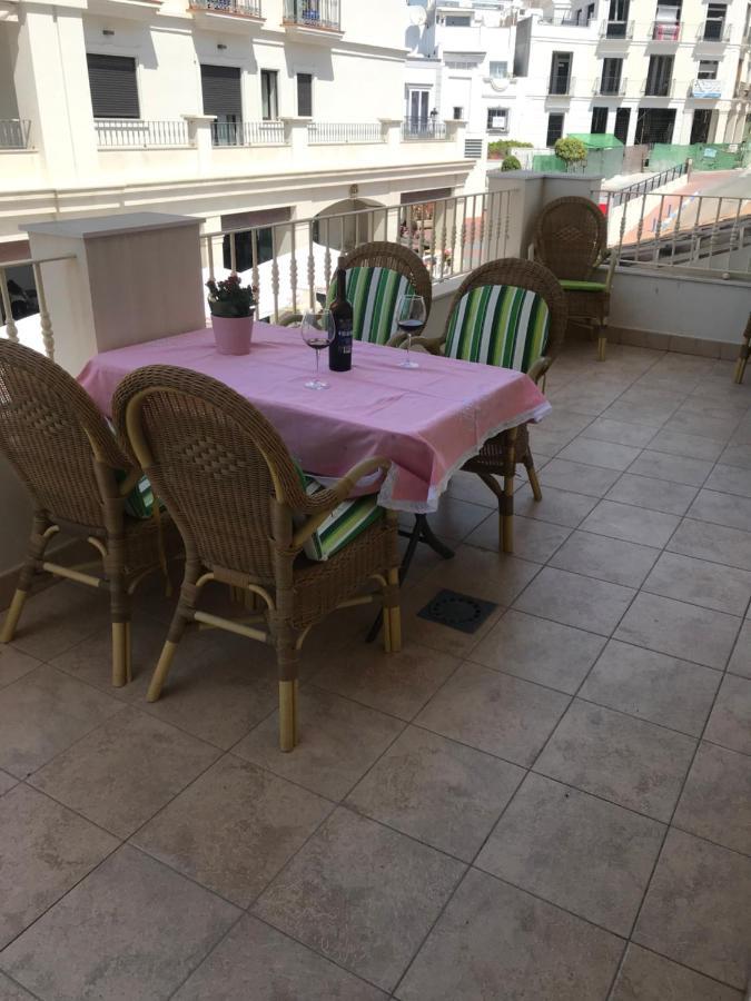 Apartamento Plaza Espana نيرخا المظهر الخارجي الصورة