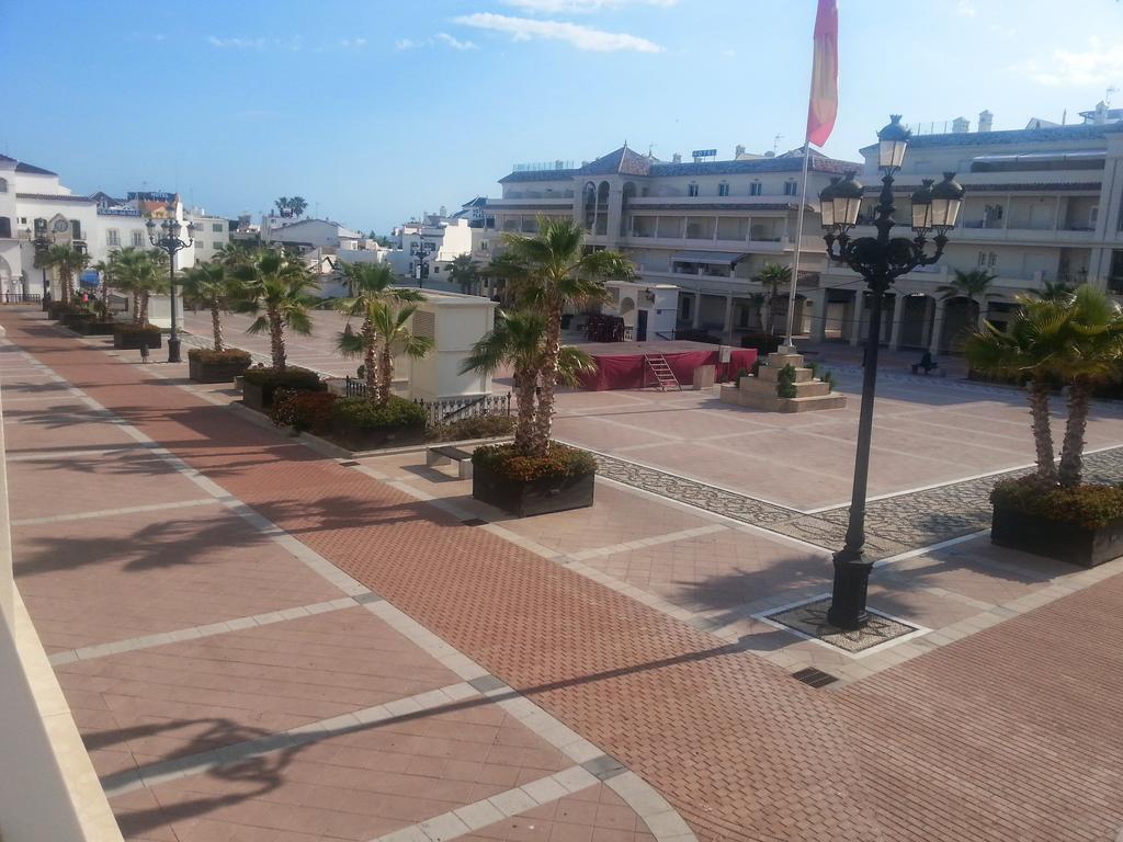 Apartamento Plaza Espana نيرخا المظهر الخارجي الصورة
